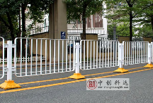 道路隔離護(hù)欄 深標(biāo)II型護(hù)欄 港式護(hù)欄